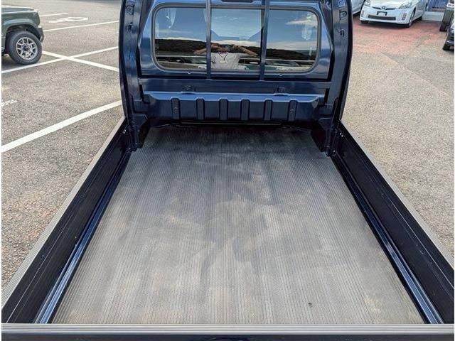 SUZUKI CARRY truck 4WD 2023