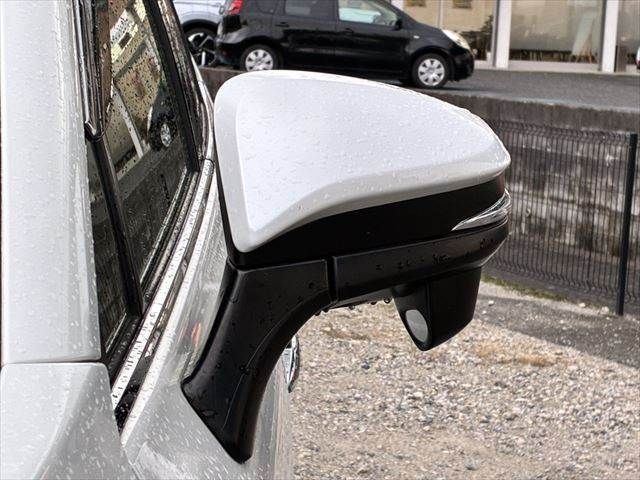 TOYOTA HARRIER HYBRID 2020