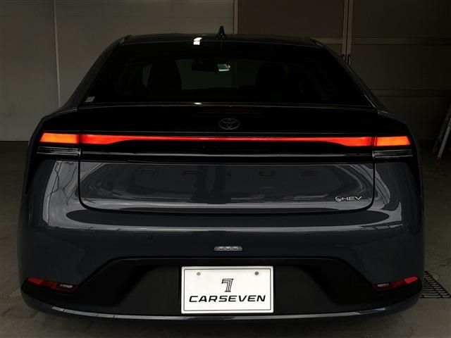 TOYOTA PRIUS 4WD 2023