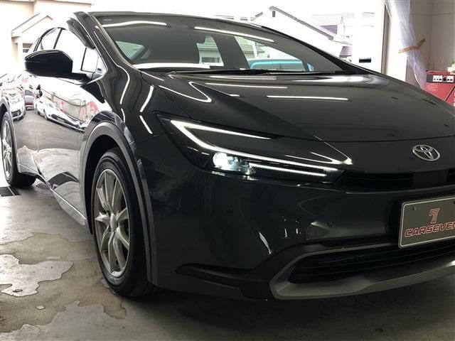 TOYOTA PRIUS 4WD 2023