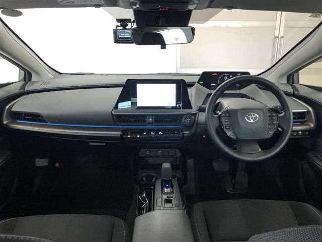 TOYOTA PRIUS 4WD 2023