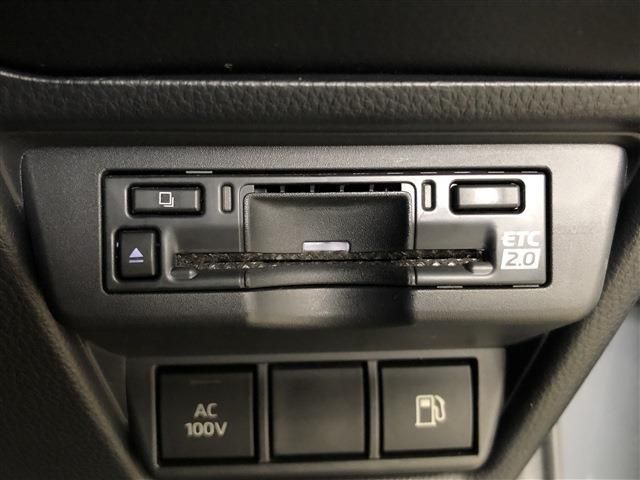 TOYOTA PRIUS 4WD 2023