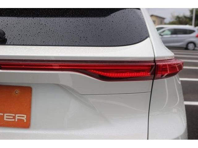 TOYOTA HARRIER 2WD 2021