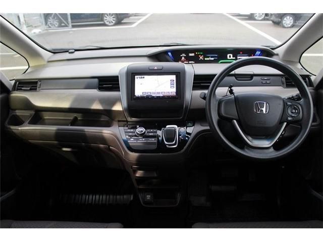 HONDA FREED plus HYBRID 2023