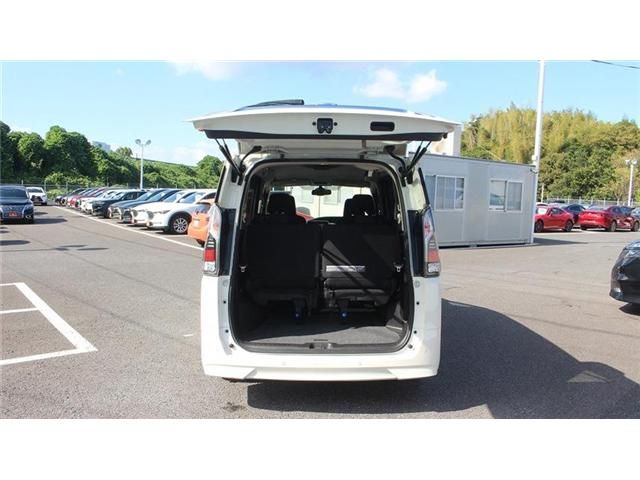 NISSAN SERENA  WG 2018