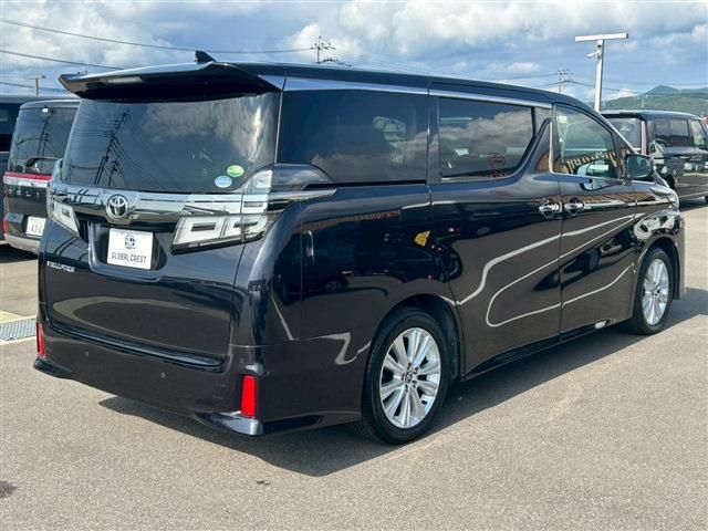 TOYOTA VELLFIRE 2019