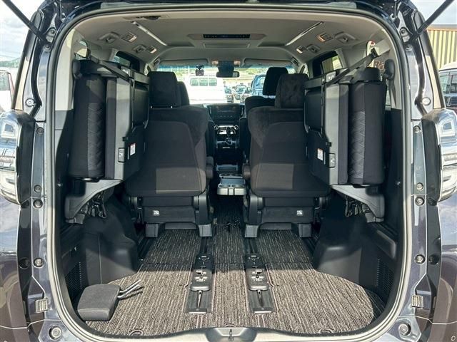 TOYOTA VELLFIRE 2019