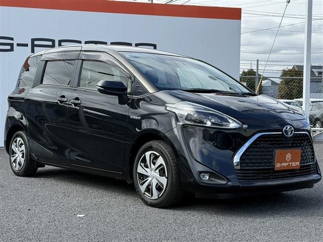 TOYOTA SIENTA HYBRID 2019