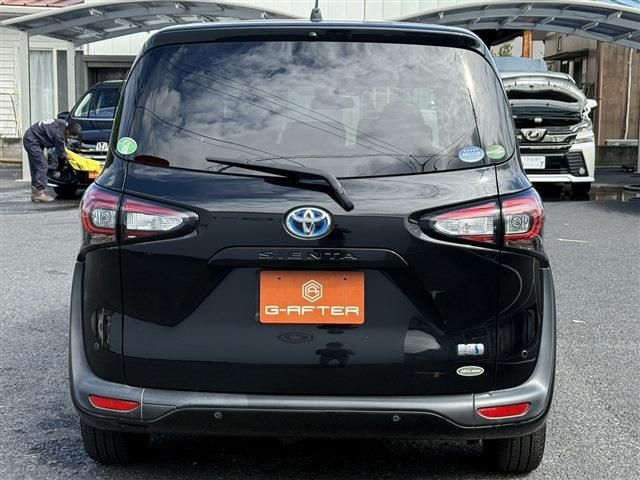 TOYOTA SIENTA HYBRID 2019