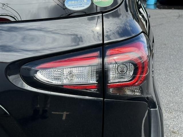 TOYOTA SIENTA HYBRID 2019