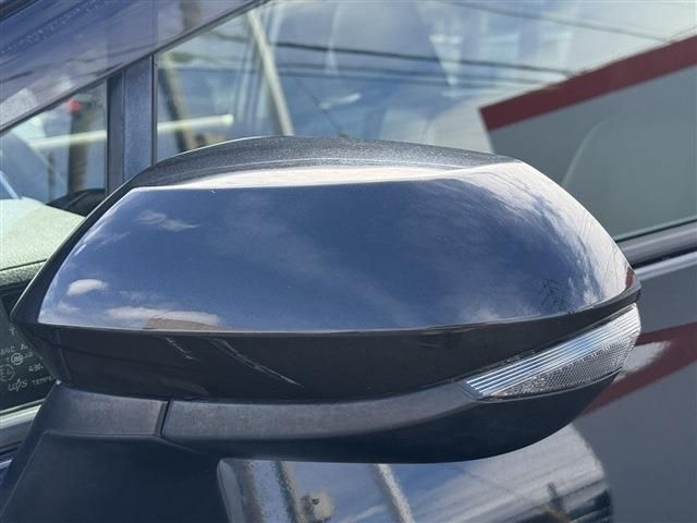 TOYOTA SIENTA HYBRID 2019