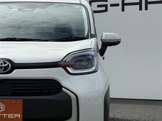 TOYOTA SIENTA HYBRID 2023
