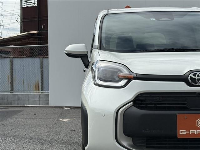 TOYOTA SIENTA HYBRID 2023