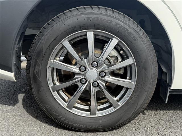 TOYOTA SIENTA HYBRID 2023