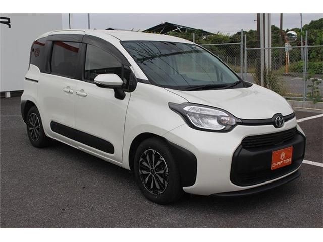 TOYOTA SIENTA 2023
