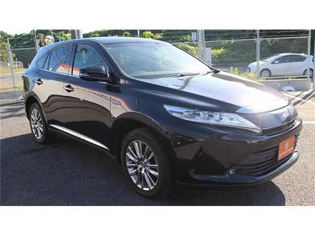 TOYOTA HARRIER 2WD 2017