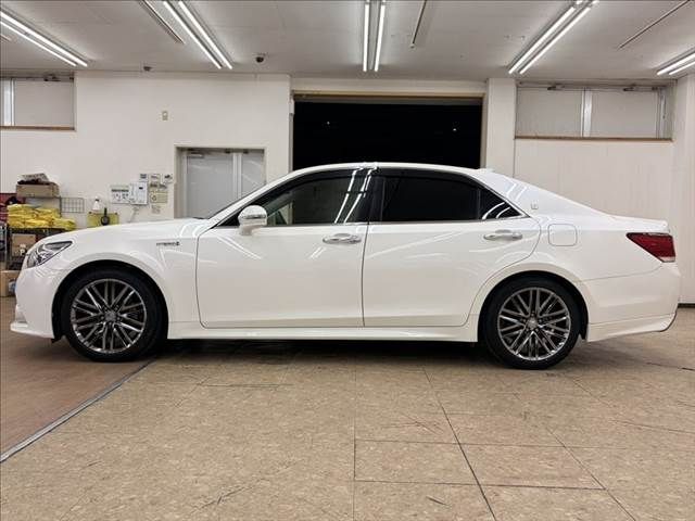 TOYOTA CROWN sedan hybrid 2013