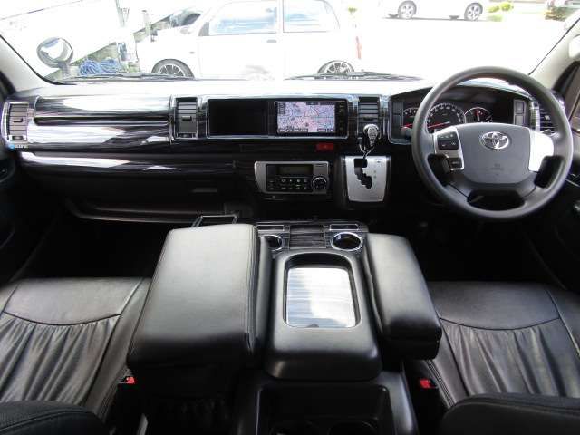 TOYOTA HIACE wagon 2015