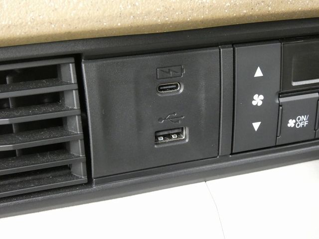 HONDA N BOX 4WD 2025