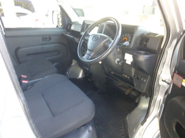 DAIHATSU HIJET CARGO 4WD 2020