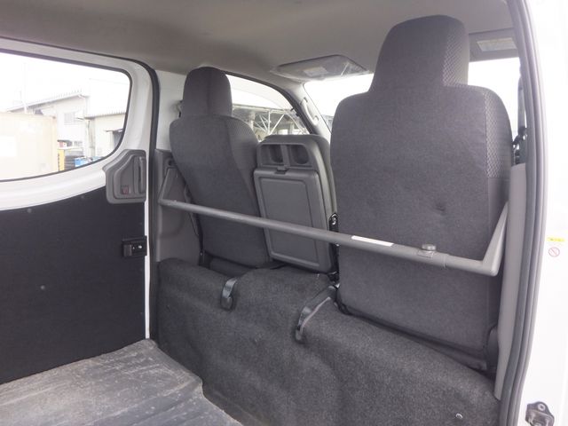 NISSAN NV350 CARAVAN 4WD 2021