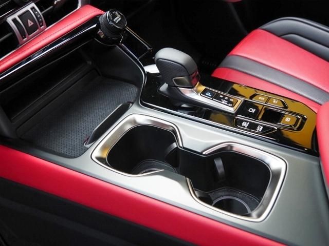 TOYOTA LEXUS NX450h+ AWD 2023