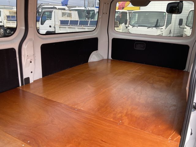 NISSAN CARAVANvan 1.25t 2WD 2022