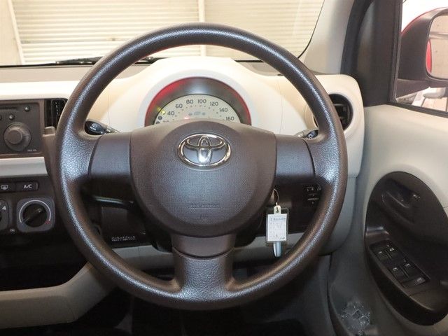 TOYOTA PASSO 2011