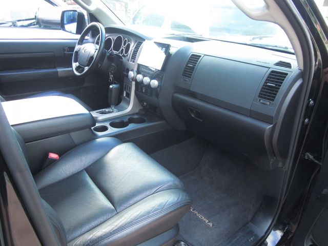 TOYOTA TANDORA 2WD 2013