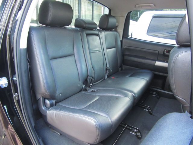 TOYOTA TANDORA 2WD 2013