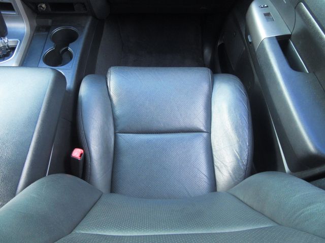 TOYOTA TANDORA 2WD 2013