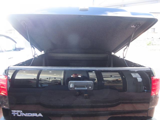 TOYOTA TANDORA 2WD 2013