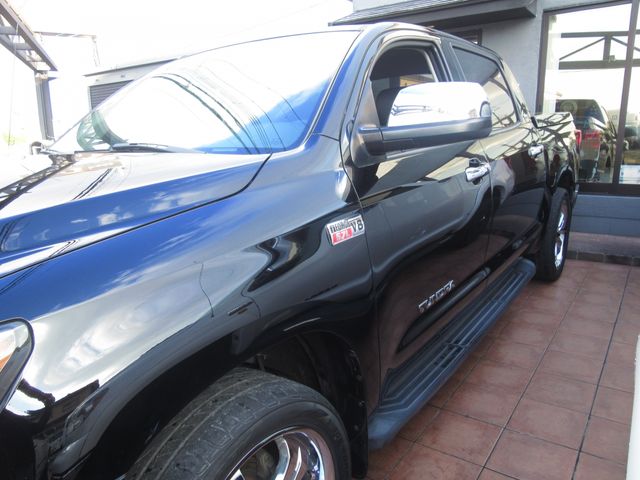 TOYOTA TANDORA 2WD 2013