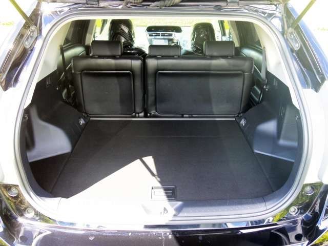 TOYOTA PRIUS Alpha 2015