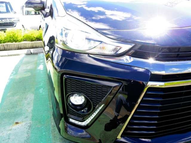 TOYOTA PRIUS Alpha 2015