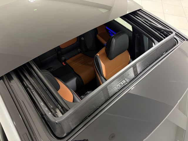 MERCEDES BENZ MERCEDES AMG C class sedan 2022