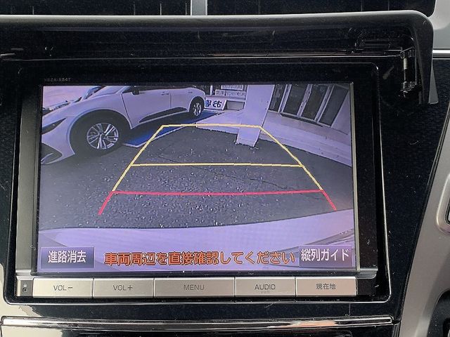 TOYOTA PRIUS Alpha 2014