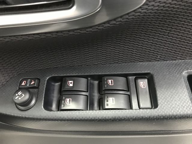 DAIHATSU MOVE CUSTOM 2017