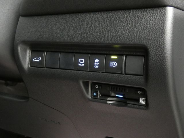 TOYOTA HARRIER 4WD 2020