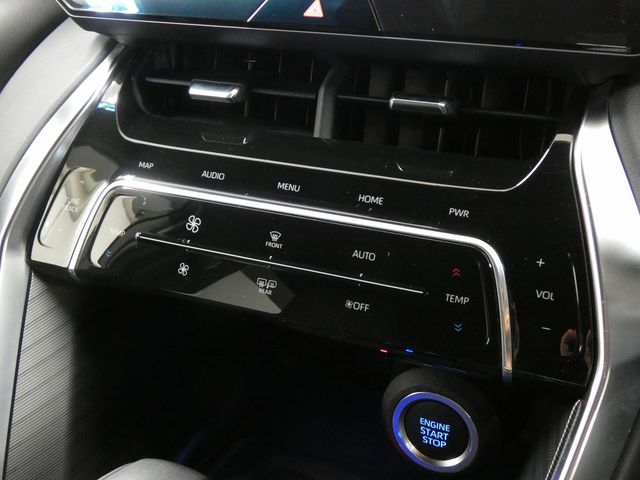 TOYOTA HARRIER 4WD 2020