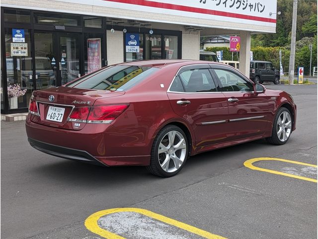 TOYOTA CROWN sedan hybrid 4WD 2015