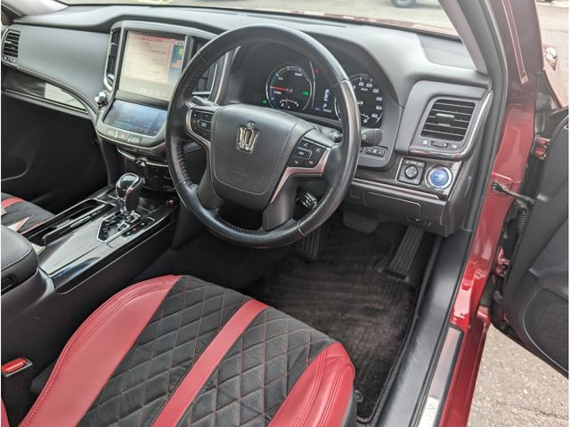 TOYOTA CROWN sedan hybrid 4WD 2015