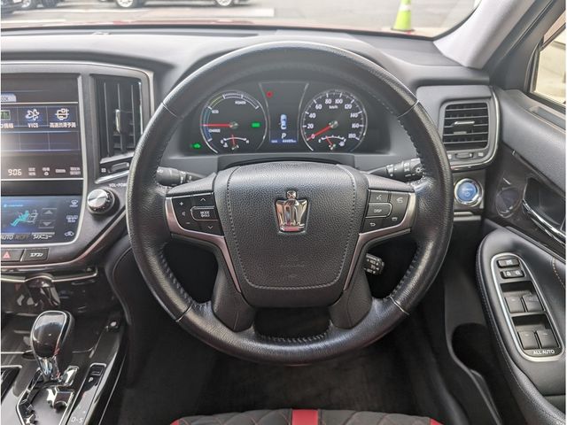 TOYOTA CROWN sedan hybrid 4WD 2015