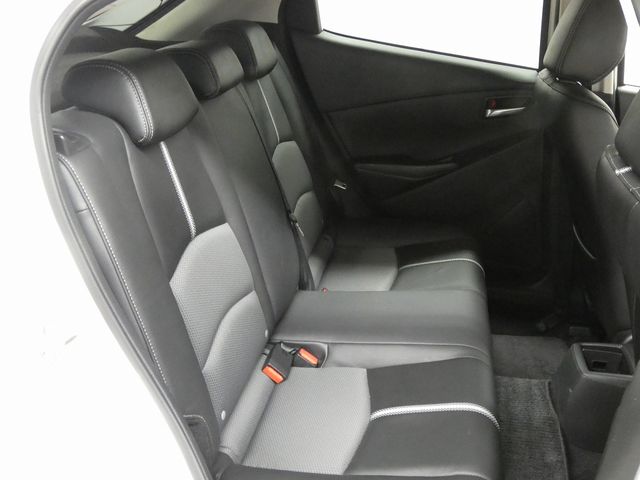 MAZDA DEMIO 4WD 2016