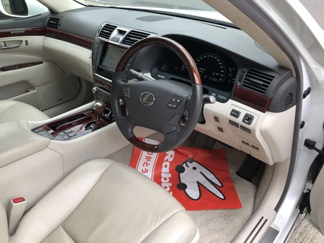 TOYOTA LEXUS LS600h 2011