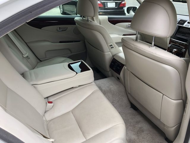 TOYOTA LEXUS LS600h 2011