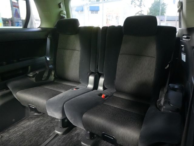 TOYOTA ALPHARD 2008