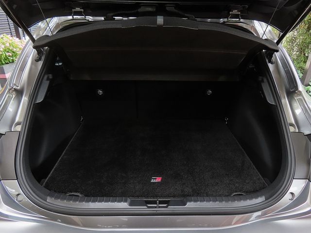 TOYOTA GR COROLLA 2025