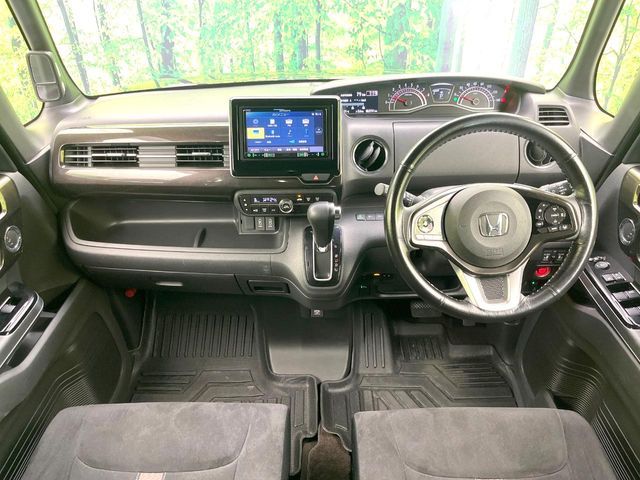 HONDA N BOX CUSTOM 2017