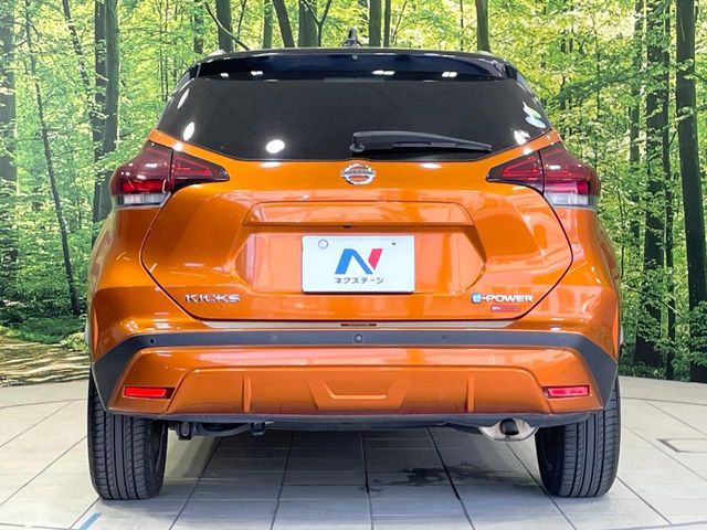 NISSAN KICKS 2020